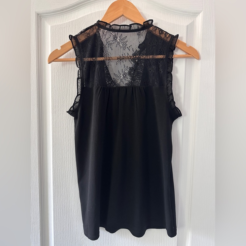 Express Ruffle Lace Sleeveless Top - Picture 4 of 6
